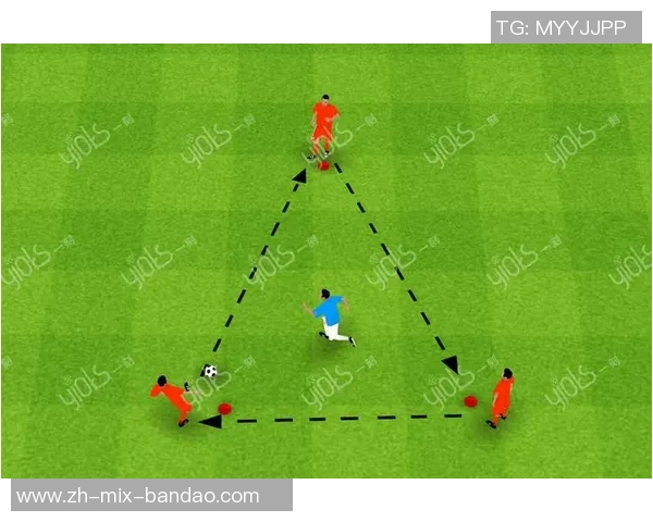 足球合作运球技巧分享提升团队默契与比赛表现的有效方法