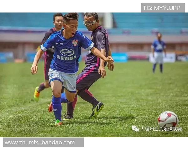 足球先锋助攻的艺术与技巧解析助力球队赢得胜利的关键因素 足球先锋助攻的艺术与技巧解析助力球队赢得胜利的关键因素